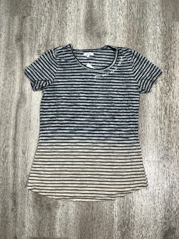 women's tops for creating capsule wardrobesStriped Pattern Top Short Sleeve Maurices, Size S