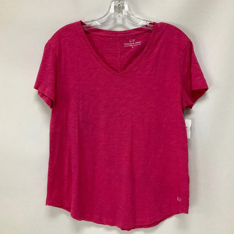 women's tops for those who want to elevate their everyday wear with chic and elegant piecesTop Short Sleeve By Vineyard Vines  Size: S