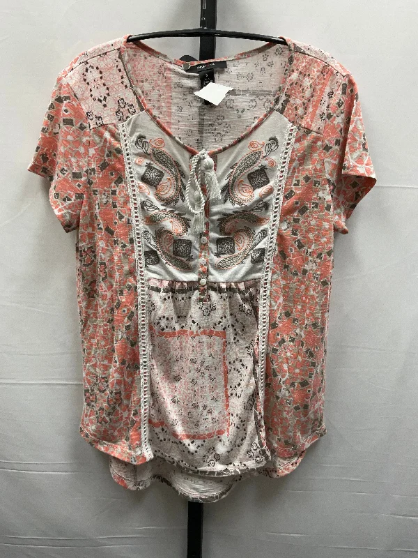 women's tops for those who want to stay cool and chic during warmer weatherCoral Top Short Sleeve Style And Company, Size S