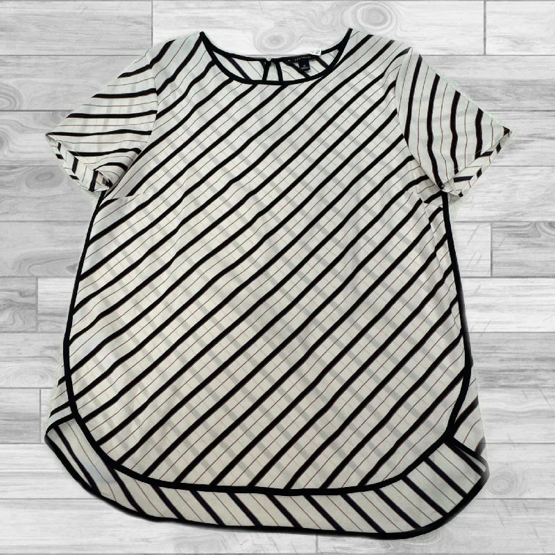 women's tops for casual FridaysStriped Top Short Sleeve Ann Taylor, Size M