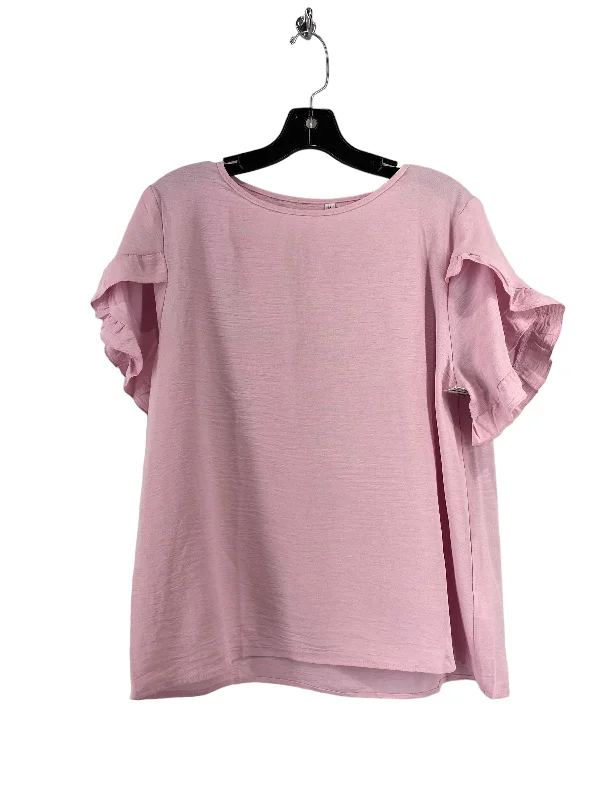 women's tops for those who want to stay warm and stylish during colder weatherPink Top Short Sleeve Clothes Mentor, Size M