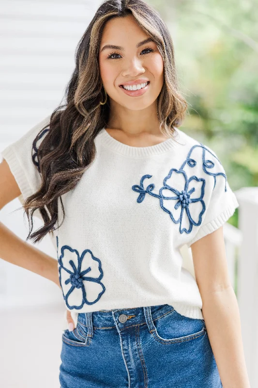 women's tops for picnics in the parkPlay Your Games Ivory White Floral Blouse