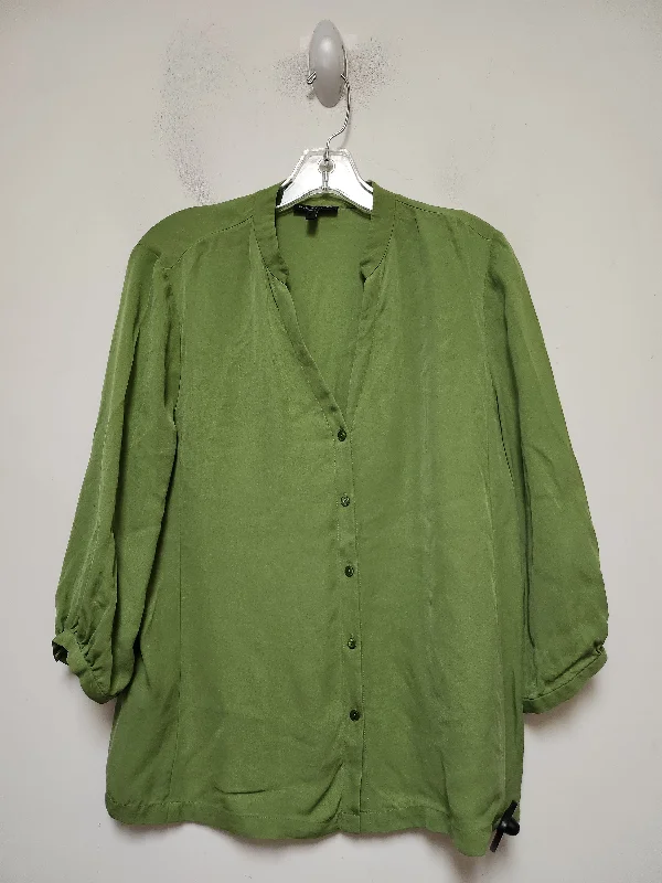 women's tops for mixing and matching with different bottomsGreen Top Short Sleeve Eileen Fisher, Size L