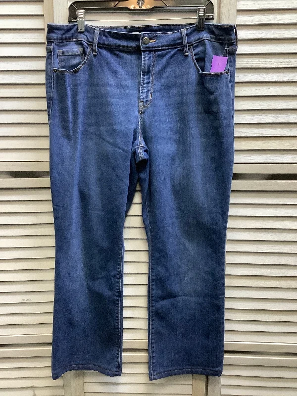 women's denim jeans with patchesBlue Denim Jeans Boot Cut Old Navy, Size 16