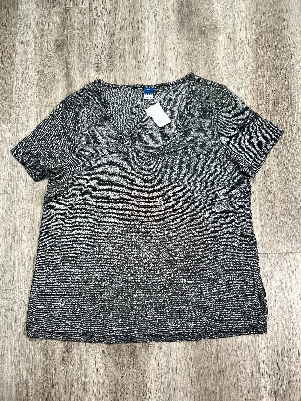 women's tops with embroidery detailsSilver Top Short Sleeve Old Navy, Size Xs