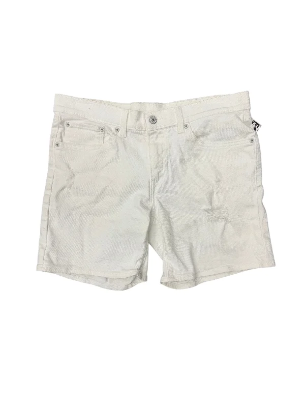 women's patched shortsShorts By Levis In White, Size: 10