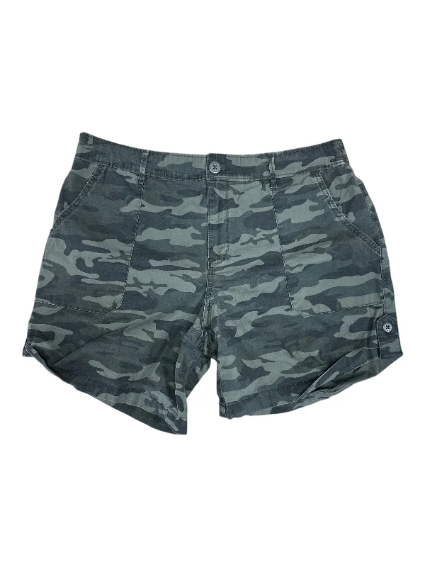 women's lace-up shortsShorts By Social Standard By Sanctuary In Camouflage Print, Size: Xl