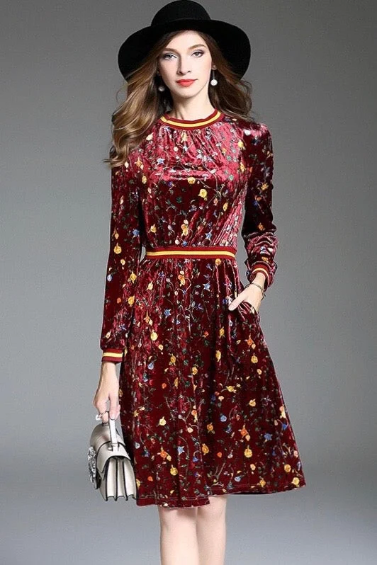 Tea-Length DressFloral Print Velvet Midi Dress