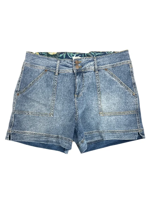 women's ripped shortsShorts By Maurices In Blue Denim, Size: 14