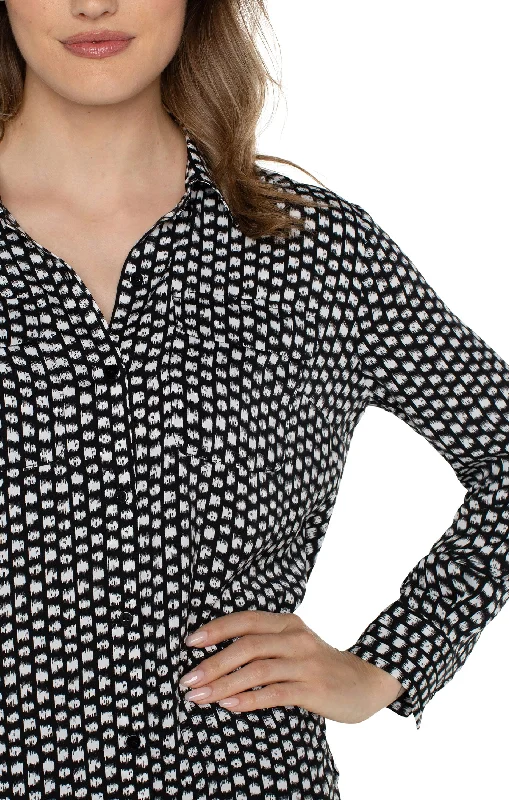 women's warm shortsFLAP POCKET BUTTON UP WOVEN BLOUSE