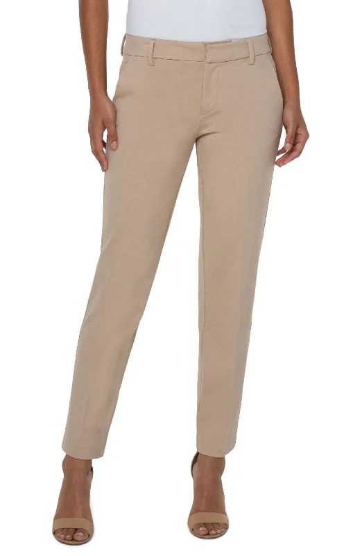 women's adventure shortsKELSEY KNIT TROUSER SUPER STRETCH