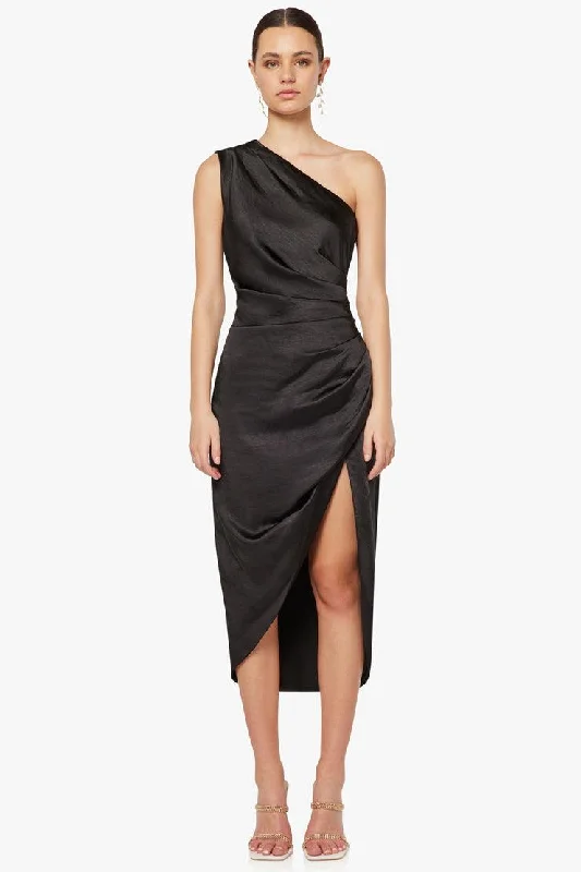 women's stylish dressesElliatt Cassini Dress - Black